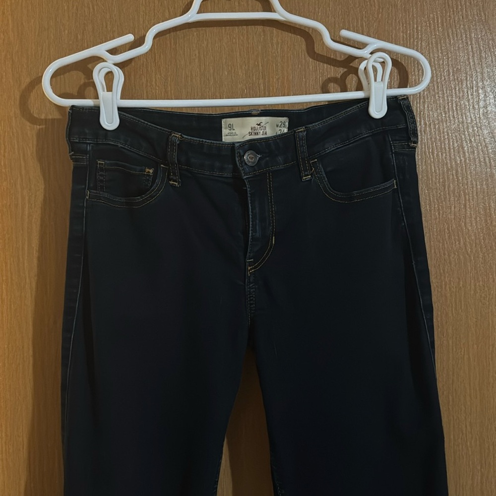 Dark wash skinny jeans